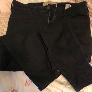 Size 3 short Skinny black denim!
